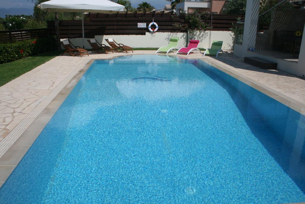 Paradise Latchi Villa Polis Bilik gambar